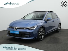 Volkswagen Golf - 1.5 eHybrid 204 pk Life Edition | Panoramadak | Stuur-/stoelverwarming | Achteruitrijcamer