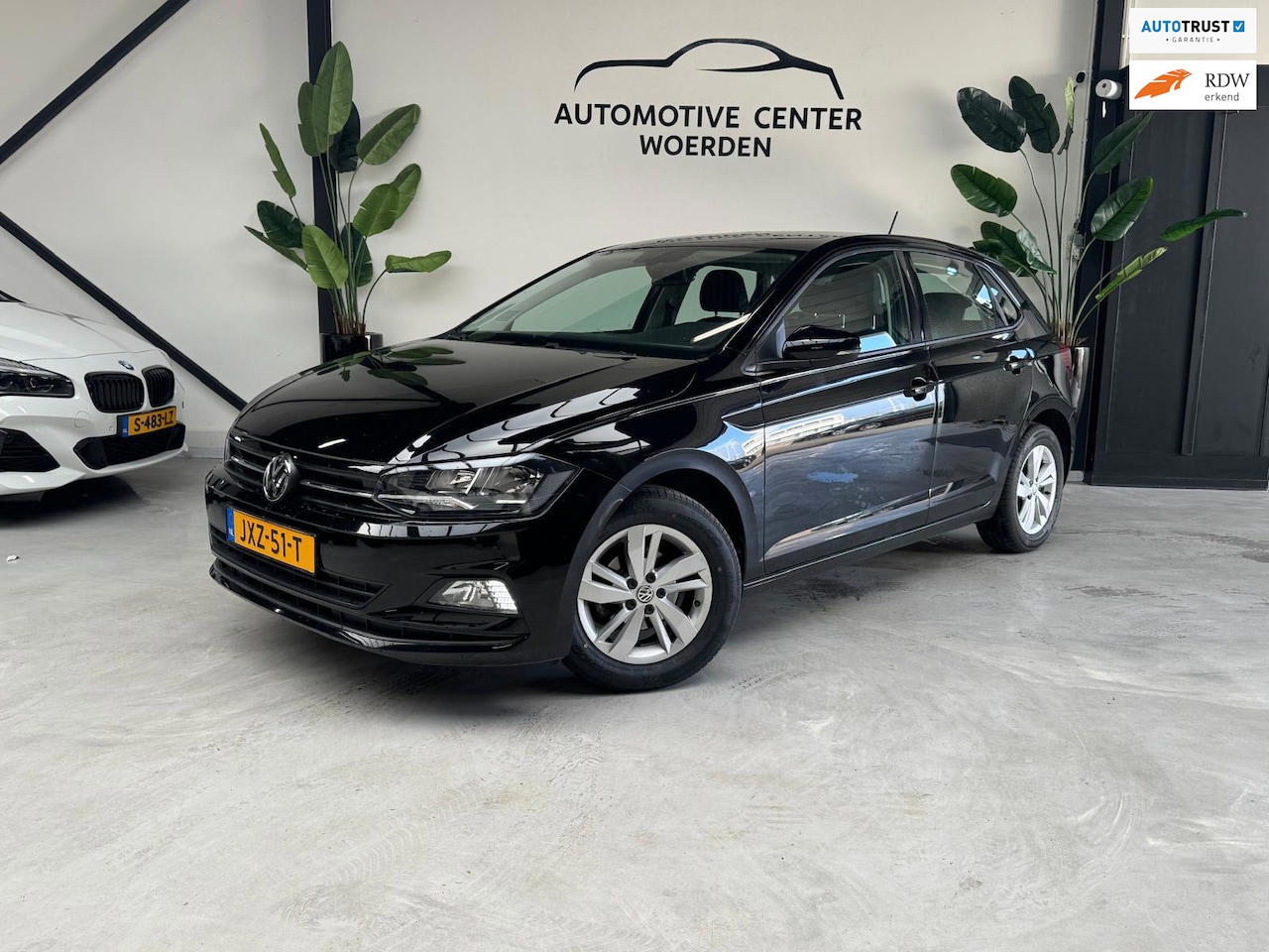 Volkswagen Polo - 1.0 MPI Beats Navi PDC Cruise Control - AutoWereld.nl