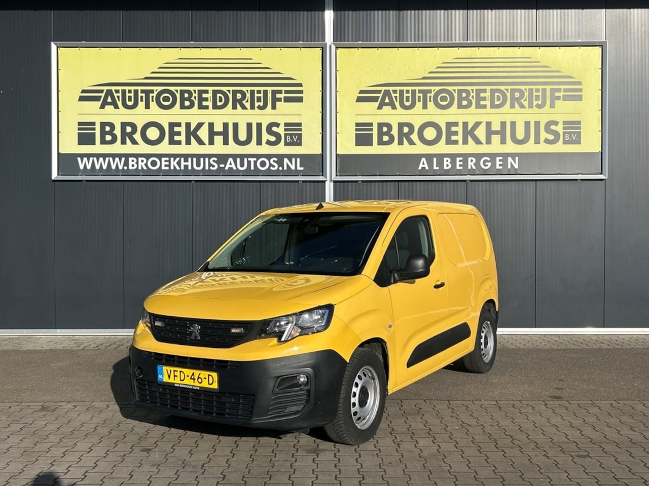 Peugeot Partner - 1.5 BlueHDI Premium 1.5 BlueHDI Premium - AutoWereld.nl