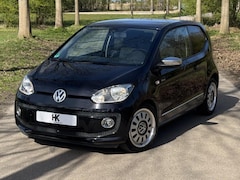Volkswagen Up! - Black Up 1.0