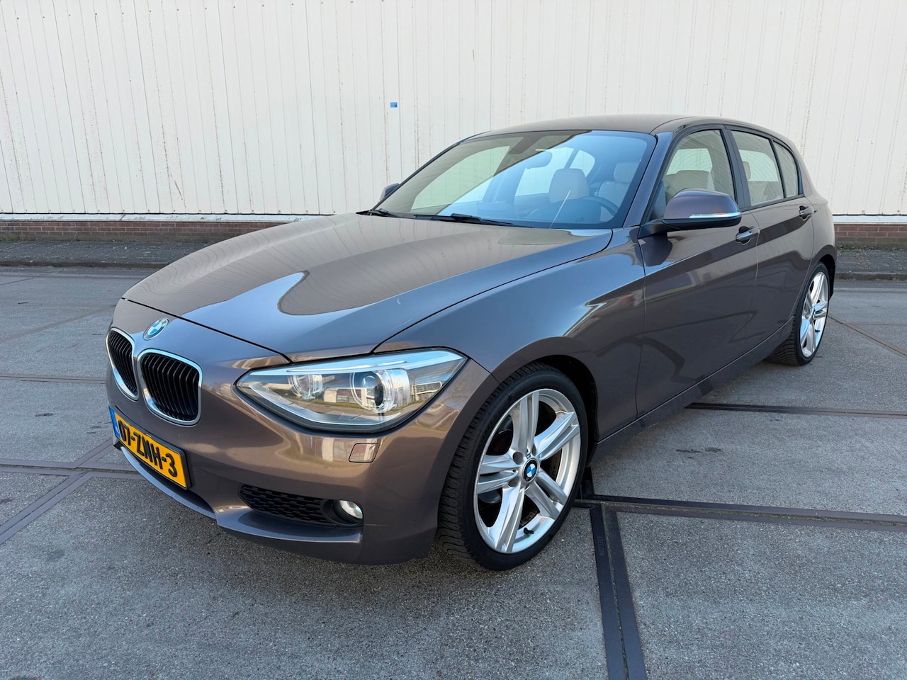 BMW 1-serie - 116i EDE Upgrade Edition LEES ADVERTENIE - AutoWereld.nl