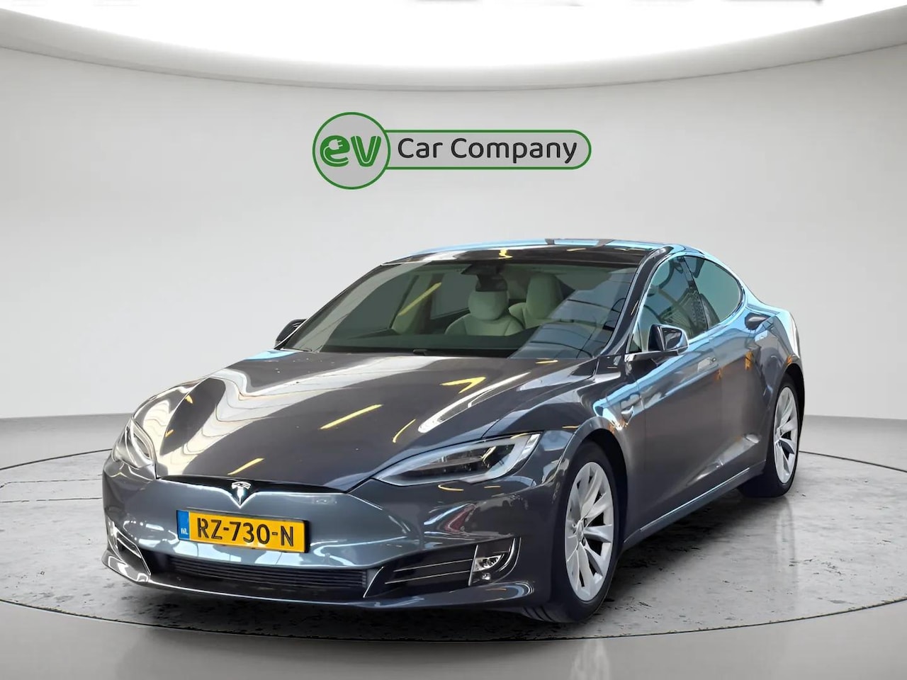 Tesla Model S - 75D Base | SOH 87% | Panoramadak | Luchtvering | Leder | MCU 2 | 19 Inch | 1e Eigenaar | I - AutoWereld.nl