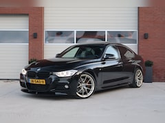 BMW 3-serie - 335i xDrive High Executive H&K, Schuifdak, HUD