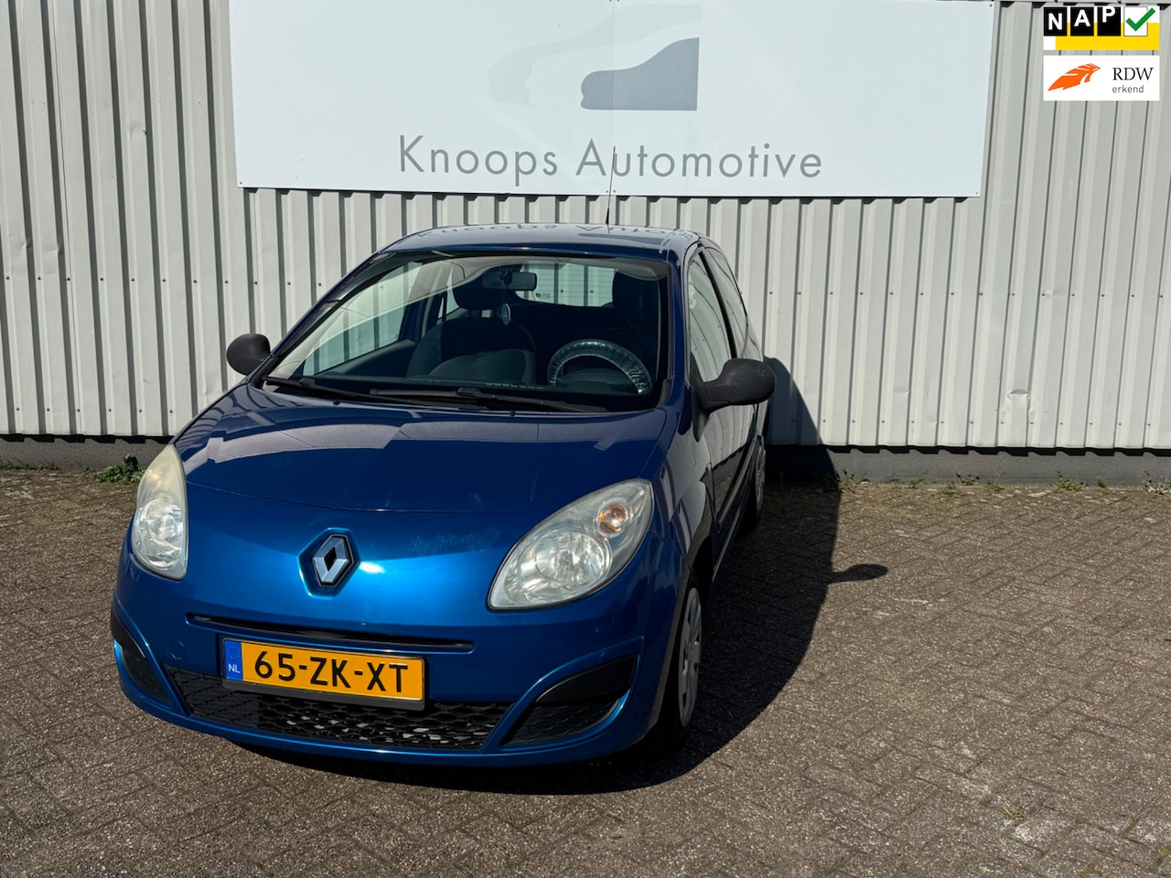Renault Twingo - 1.2 Authentique Nw Apk - AutoWereld.nl
