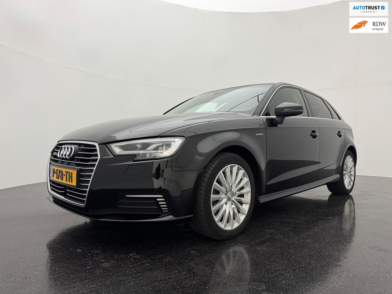 Audi A3 Sportback - 1.4 e-tron Sport 1.4 e-tron Sport - AutoWereld.nl