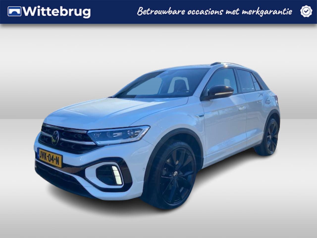 Volkswagen T-Roc - 1.5 TSI R-Line Business+ / 19"LMV / CAMERA / Afneemb. Trekhaak / NAVI / APP.Connect / Blac - AutoWereld.nl