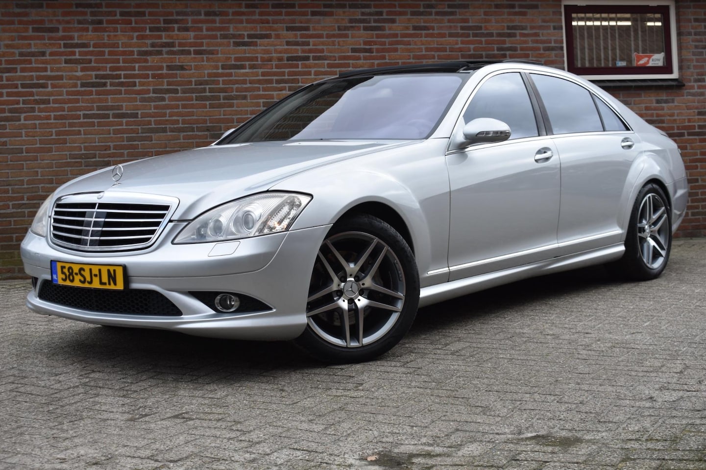Mercedes-Benz S-klasse - 500 Lang Prestige Plus '06 Pano AMG Pakket Leder Clima Navi Cruise - AutoWereld.nl
