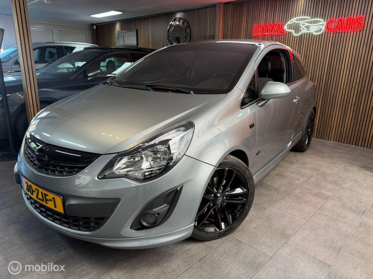 Opel Corsa - 1.4 Turbo OPC Line / Navigatie/ Stoel Verw/ 120PK - AutoWereld.nl