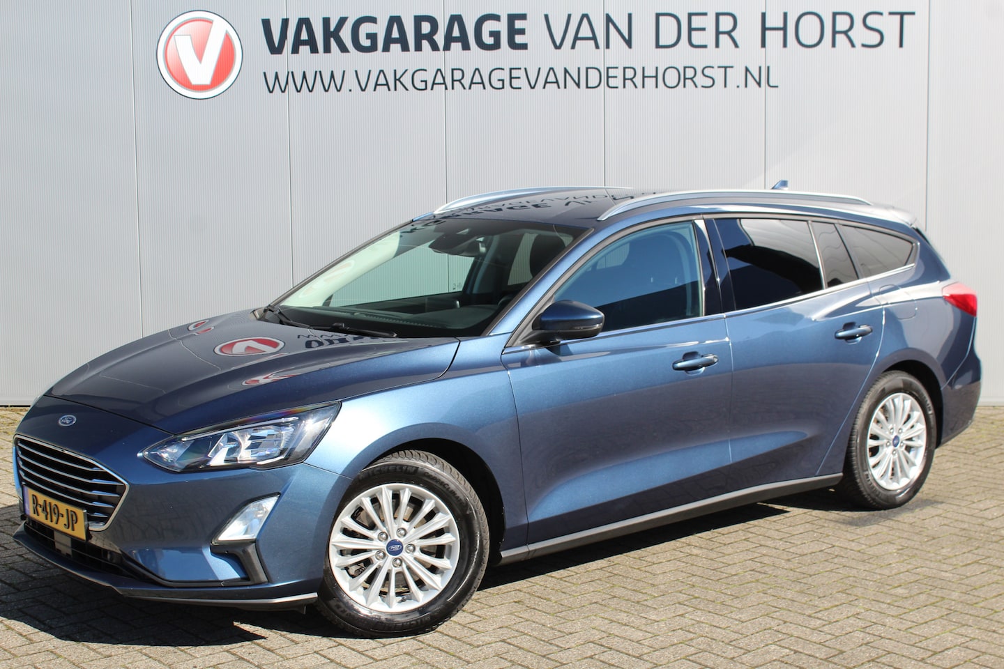Ford Focus Wagon - 1.0-155pk EcoBoost Titanium. Erg nette en goed onderhouden wagen met slechts 60.000km. Aut - AutoWereld.nl