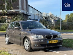 BMW 1-serie - 116i High Executive |Leer|Xenon|Schuifdak|LM Velgen|5 Deurs