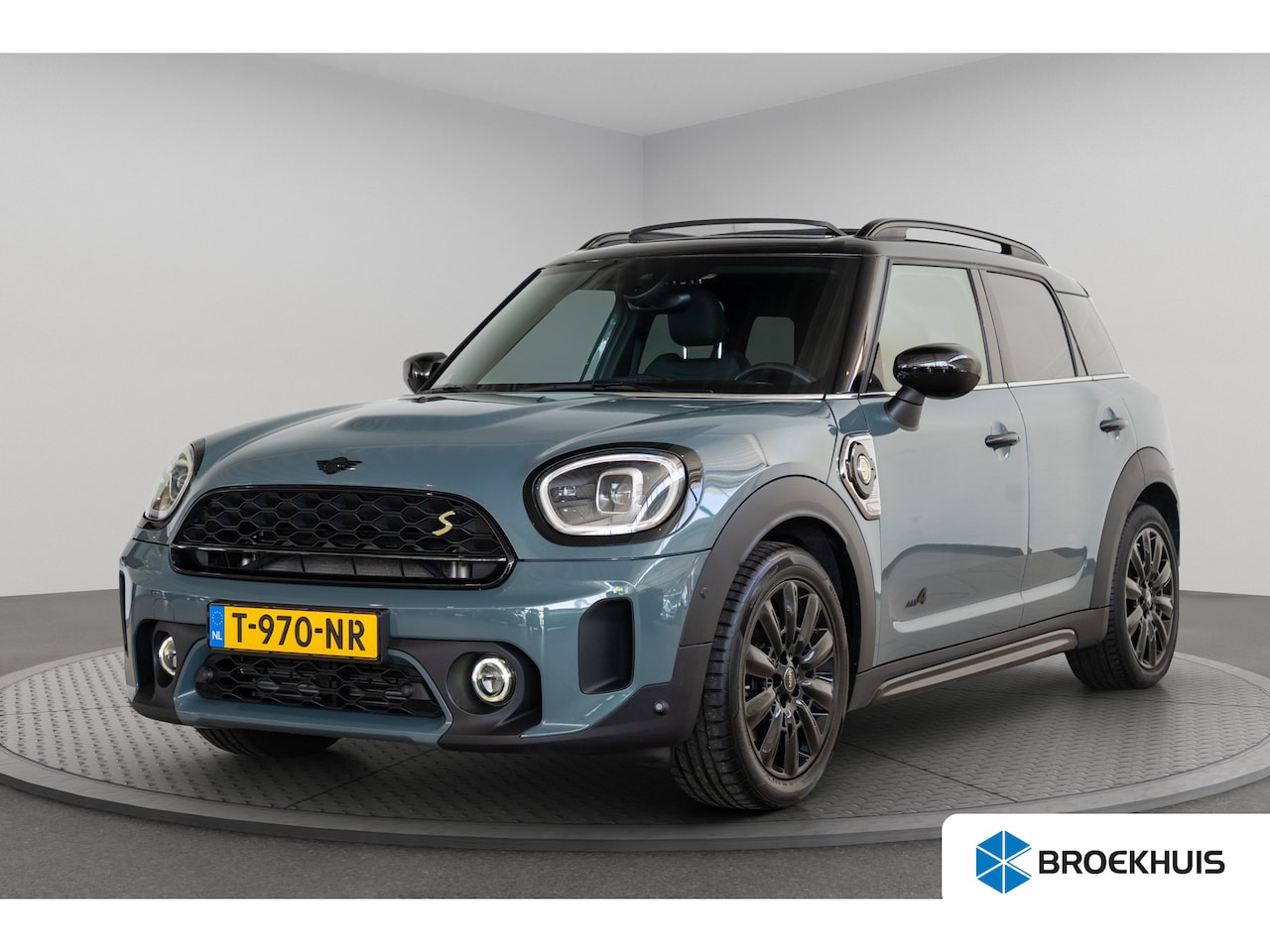 MINI Countryman - Mini 1.5 Cooper S E ALL4 Plug-In Hybride | Schuif Kanteldak | Head-up | Lederen bekleding - AutoWereld.nl