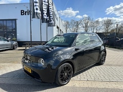 Honda e - E Base bj2022 *Pano *Navi *Adaptive *NL auto *35.000km