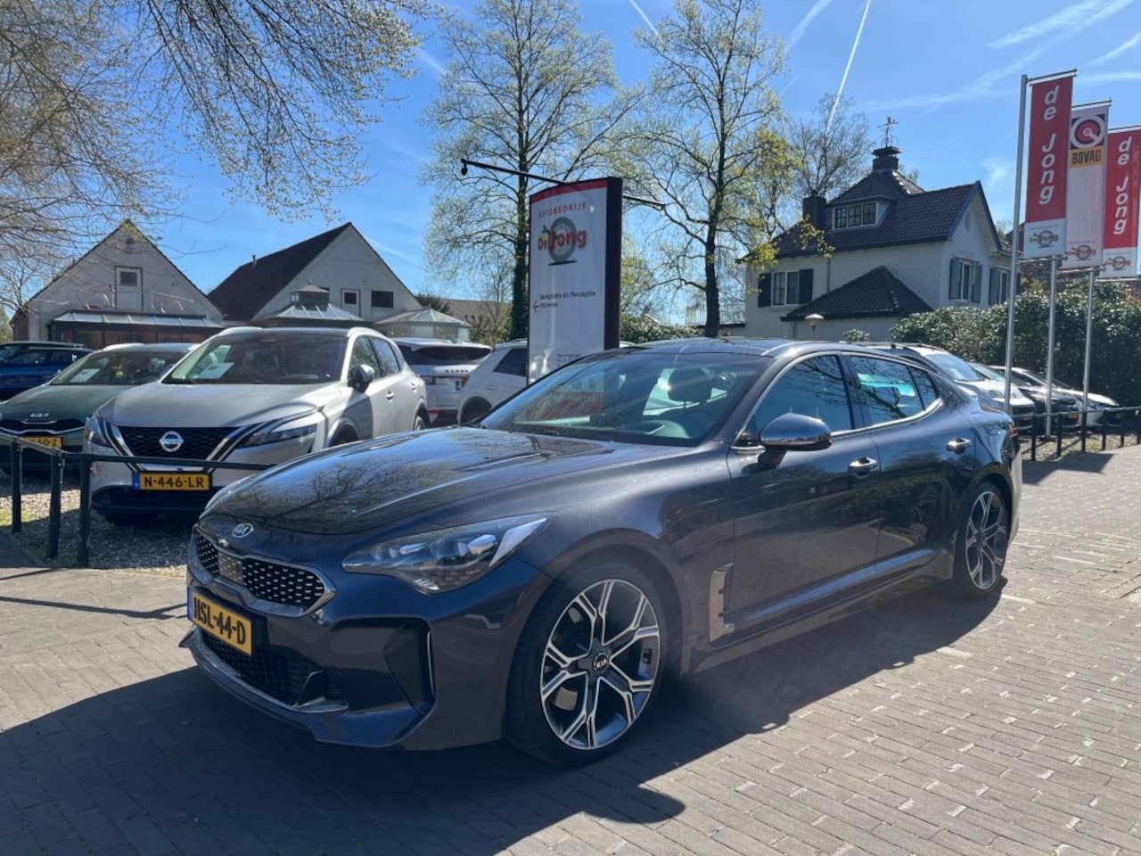 Kia Stinger - 2.0 T-GDI GT-LINE 256PK AUTOMAAT / SCHUIFDAK / HARMAN KARDON / 360 CAMERA / AFN. TREKHAAK - AutoWereld.nl