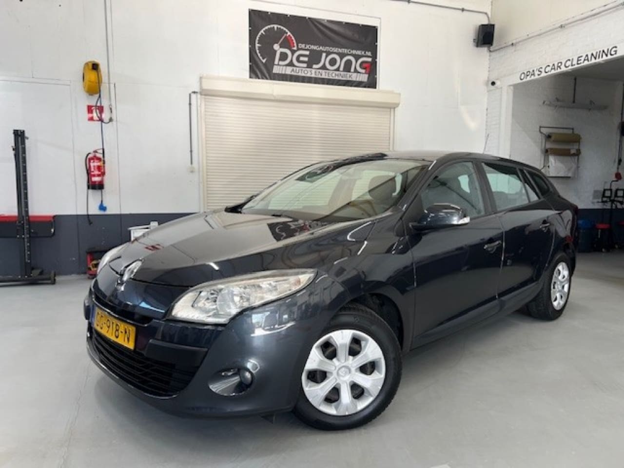 Renault Mégane - 1.5 DCI, Navi, PDC, Cruise contl, Volledig onderhoud historie - AutoWereld.nl