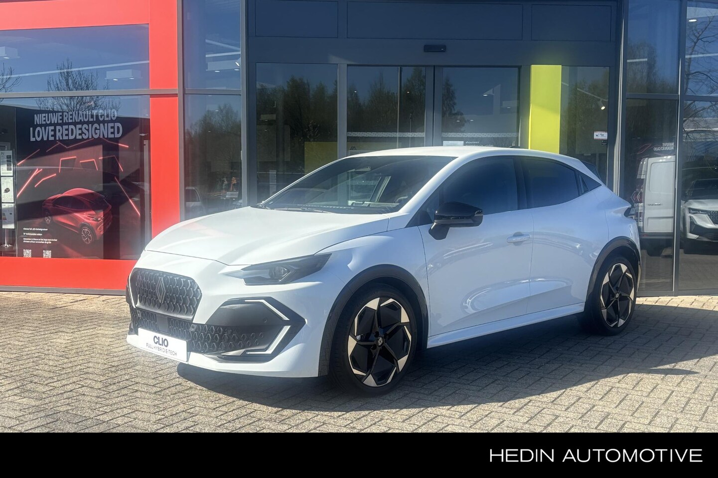 Renault Clio - 1.8 Hybrid 160 techno | Stoelverwarming | 360 camera | 18 inch LMV | Navigatie Google | Do - AutoWereld.nl