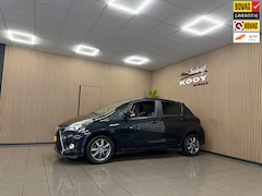 Toyota Yaris - 1.5 Hybrid Lease * Automaat / Navigatie / Camera / LM Velgen