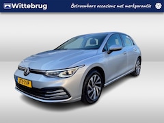 Volkswagen Golf - 1.4 eHybrid Elek. Stoelverstelling met Memory Bestuurder / Stoelverwarming / Navi / Carpla