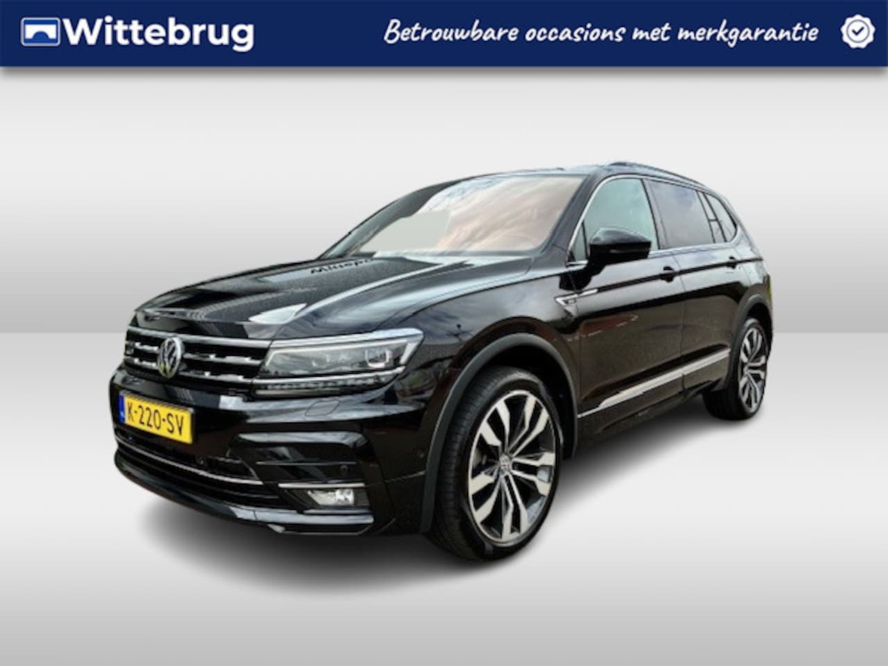 Volkswagen Tiguan Allspace - 1.5 TSI R-Line 7p. / 20"LMV / R-Line int. & ext. / Virtual Cockpit / Trekhaak - AutoWereld.nl