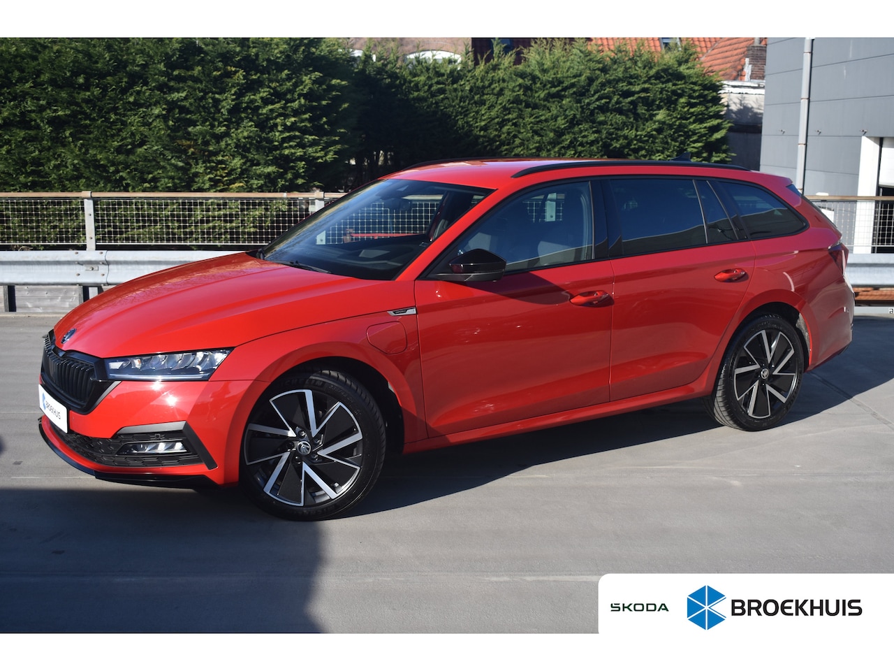 Skoda Octavia Combi - Sportline iV PHEV 204PK | ACC | Head-up display | Elektrische achterklep | Achteruitrijcam - AutoWereld.nl