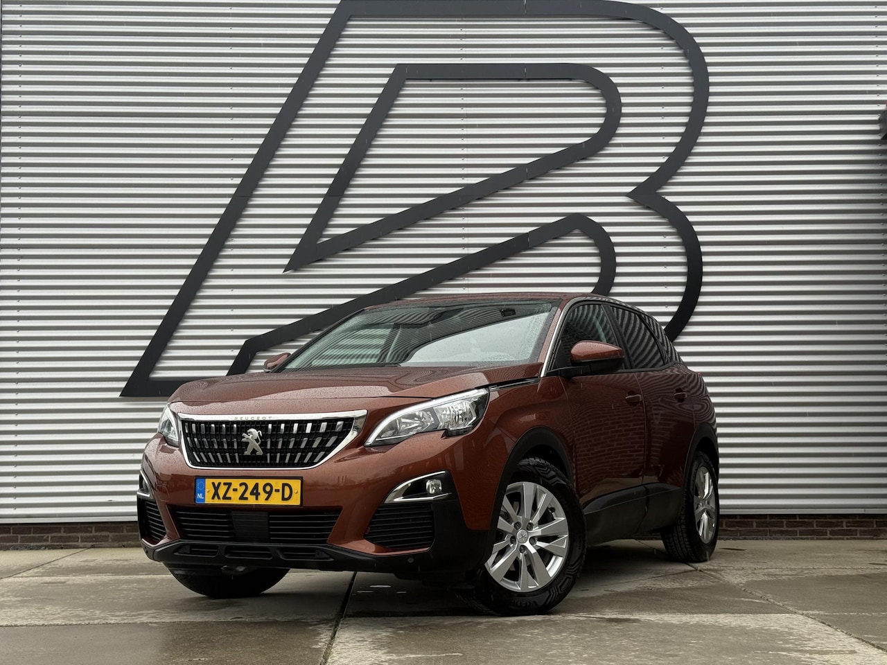 Peugeot 3008 - 1.2 PureTech Executive 2e Eigenaar|Navi|D-riem v.v. in 2023|Carplay|Trekhaak|Camera|Clima| - AutoWereld.nl