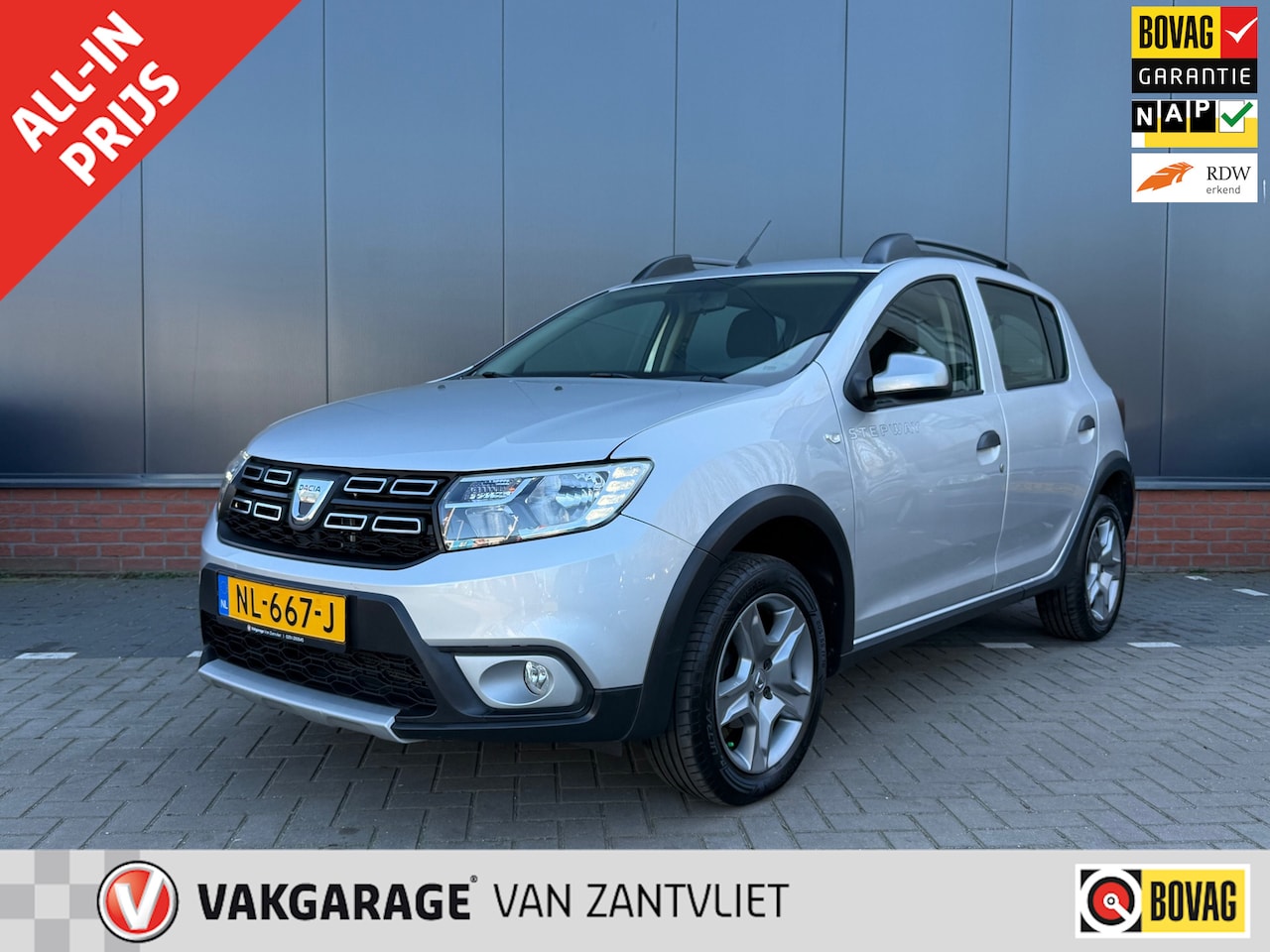 Dacia Sandero Stepway - 0.9 TCe Laureate (Eerste eigenaar|12 mnd BOVAG-garantie) - AutoWereld.nl