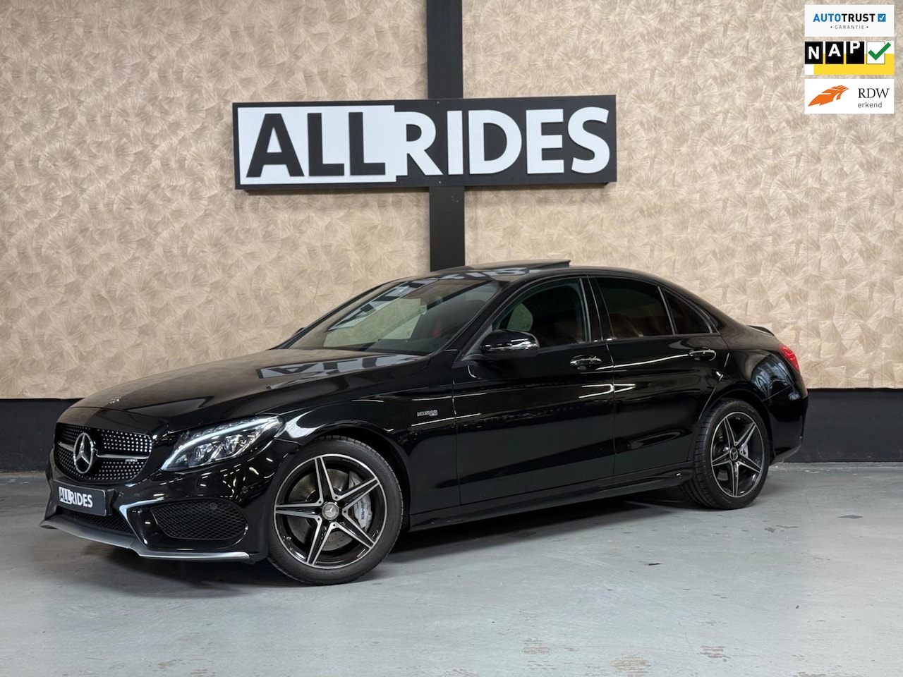 Mercedes-Benz C-klasse - AMG 43 4MATIC | open dak | keyless | sfeerverlichting | Side assist - AutoWereld.nl