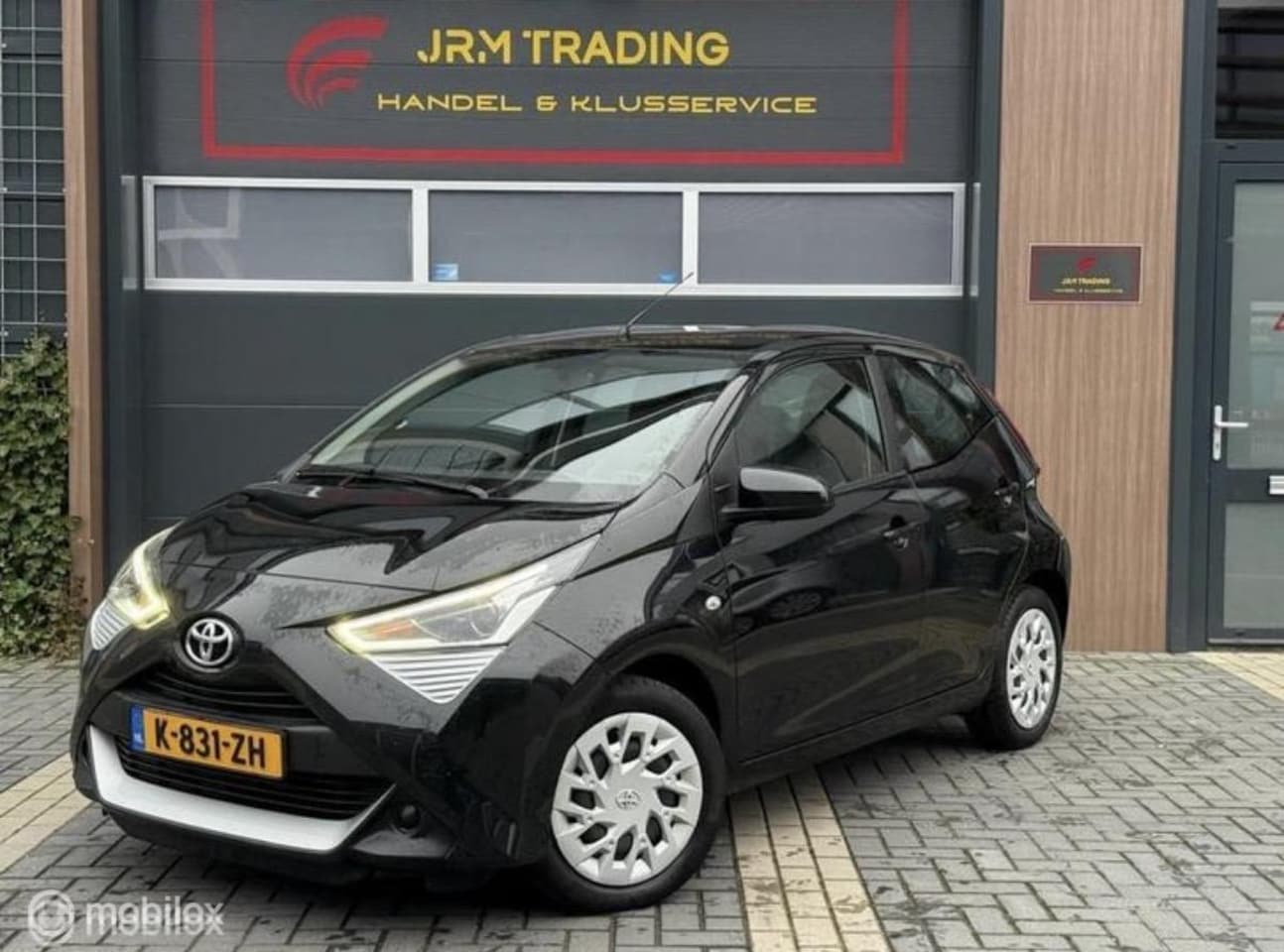 Toyota Aygo - 1.0 VVT-i x-joy Nap Carplay Airco NAP - AutoWereld.nl