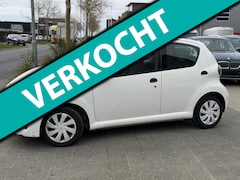 Toyota Aygo - 1.0 VVT-i Access | NAP | Weinig gelopen | Zuinige auto