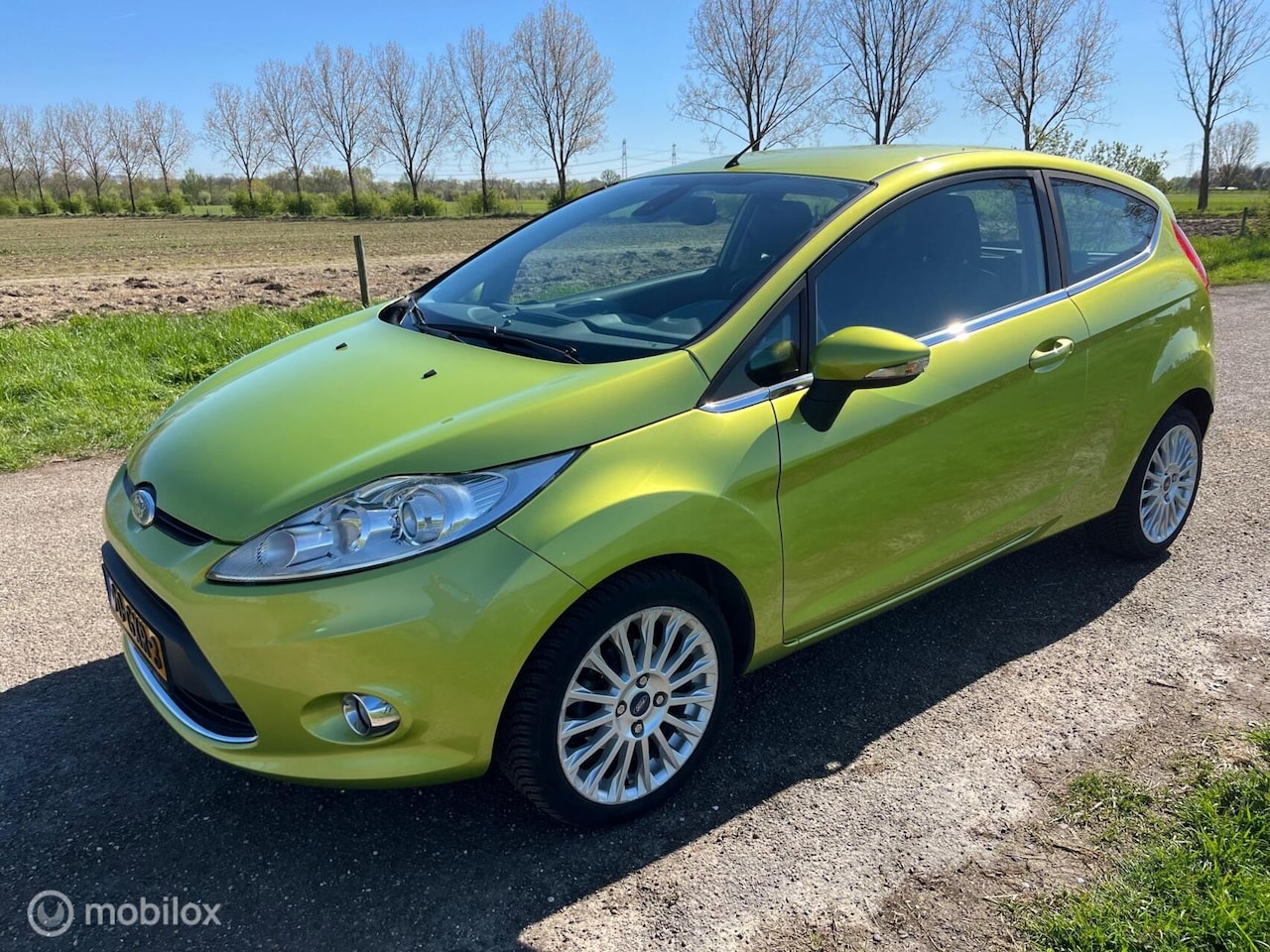 Ford Fiesta - 1.25 Titanium 3 Drs / Climate / Apk 3-2027 - AutoWereld.nl