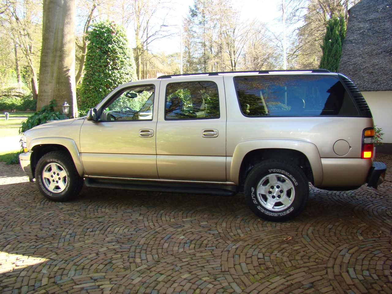 Chevrolet Suburban - 7 persoons - AutoWereld.nl