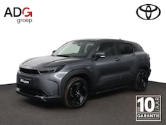 Toyota Urban Cruiser - Dynamic 61 kWh | Keyless Entry | Stuurwielverwarming | Navigatie | Apple Carplay | Android