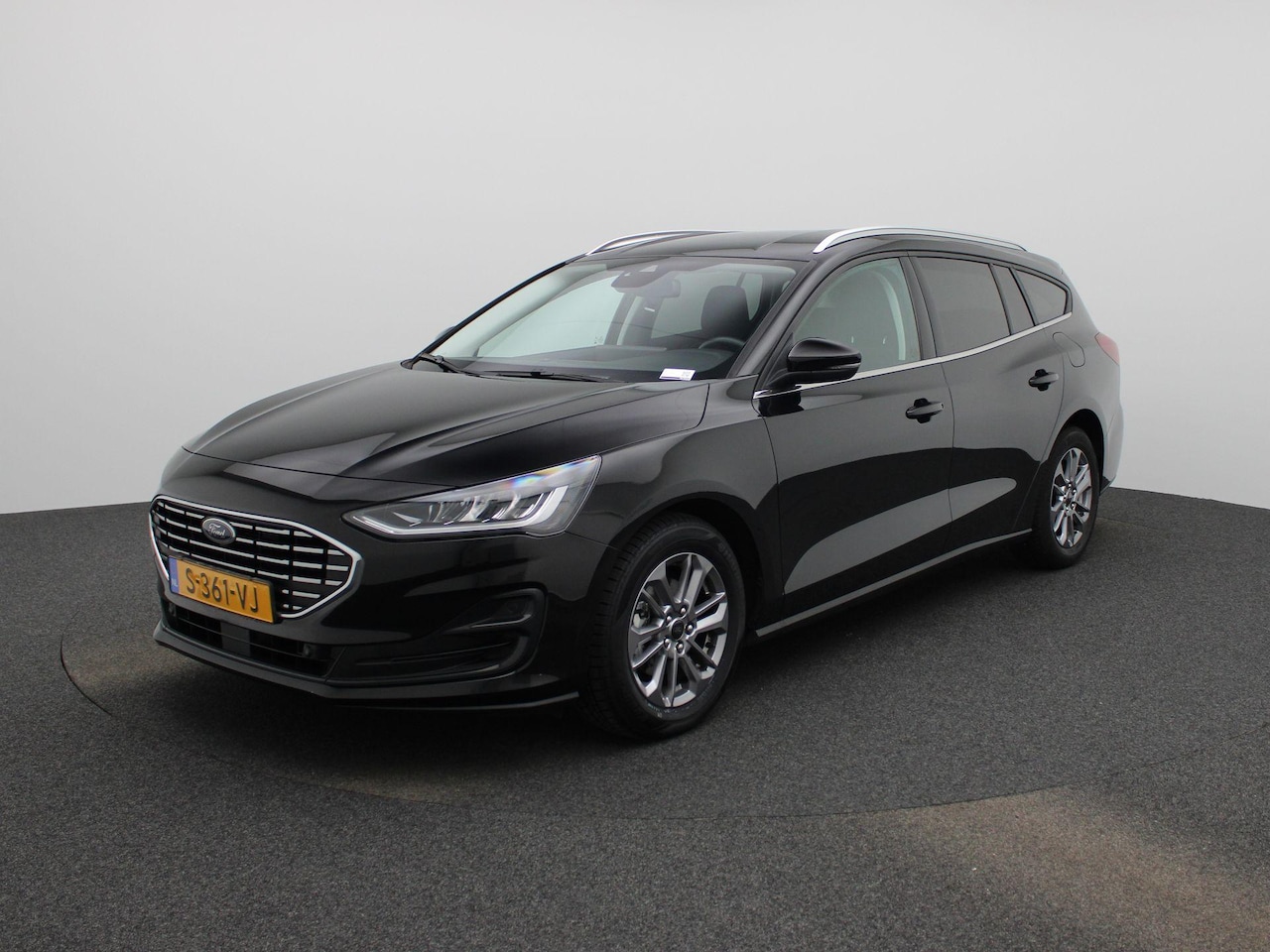 Ford Focus Wagon - 1.0 EcoBoost Hybrid Titanium | Cruise Control | Navigatie | Parkeersensoren Voor + Achter - AutoWereld.nl