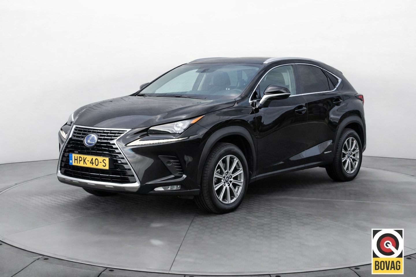 Lexus NX - 300h I NAVI lADP.CRUISE I LEER ICAMERA I - AutoWereld.nl