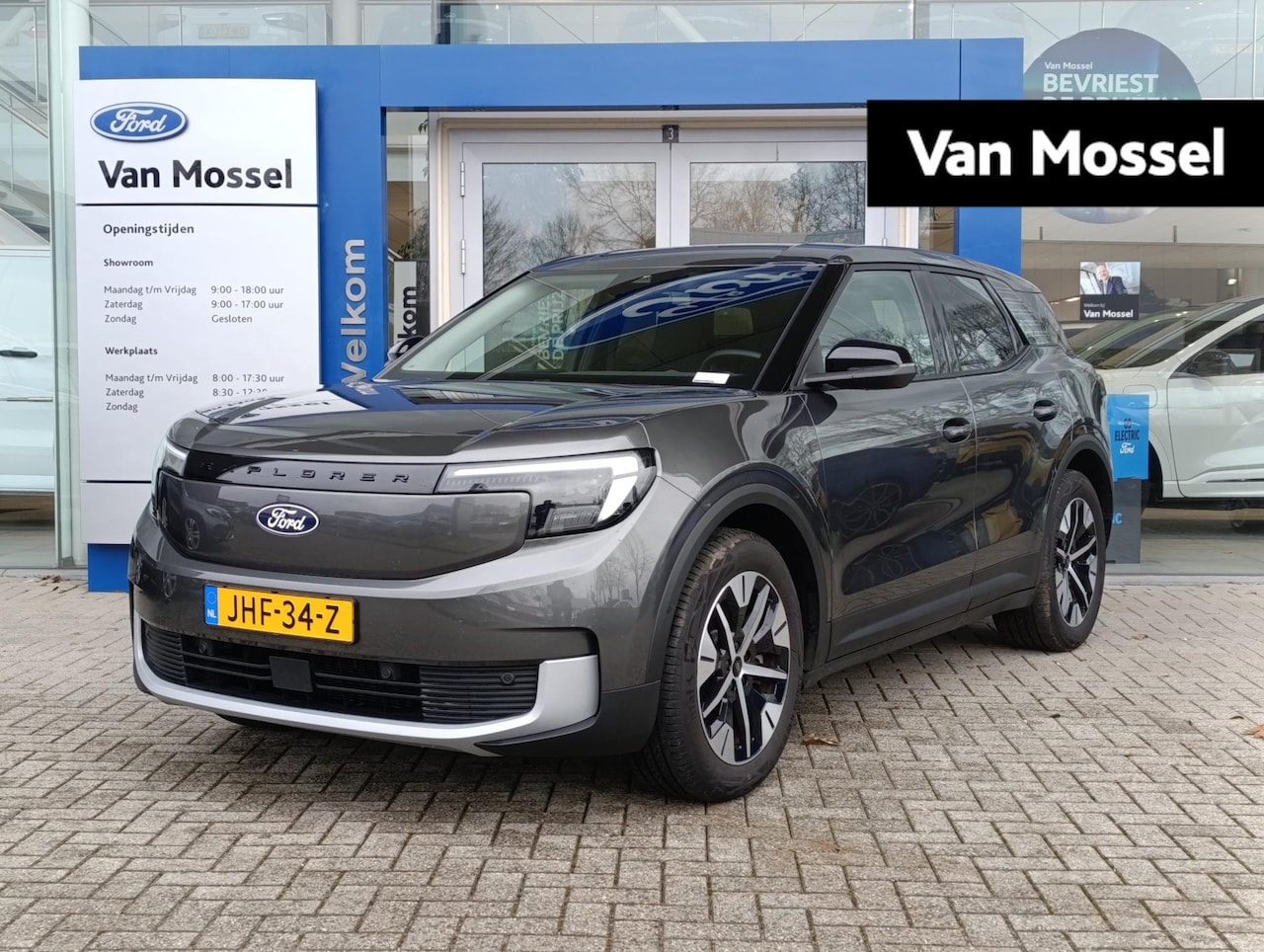 Ford Explorer - Select Extended Range RWD 77 kWh | Camera | Dodehoeksensoren | Elek. Trekhaak | Adaptieve - AutoWereld.nl