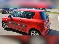 Suzuki Swift - 1.5 Exclusive