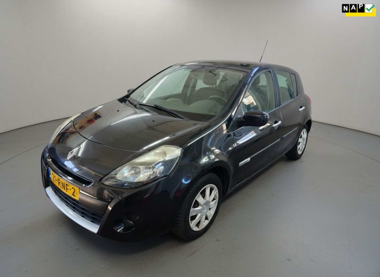 Renault Clio - 1.2 Collection 1.2 Collection, Airco, Cruise, Nw APK, NAP - AutoWereld.nl