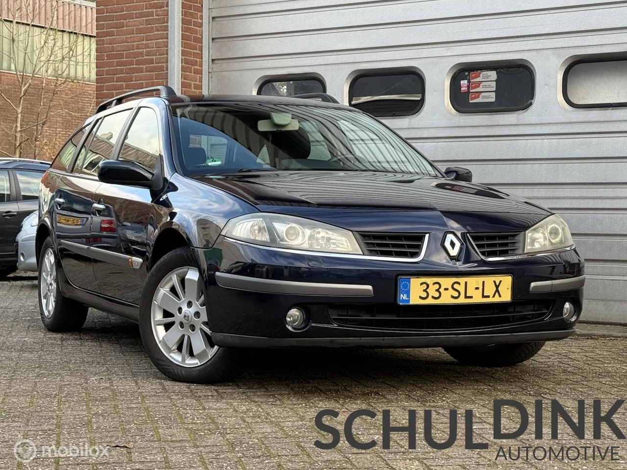Renault Laguna Grand Tour - 1.6-16V Tech Line CRUISE COTNROLE - AutoWereld.nl