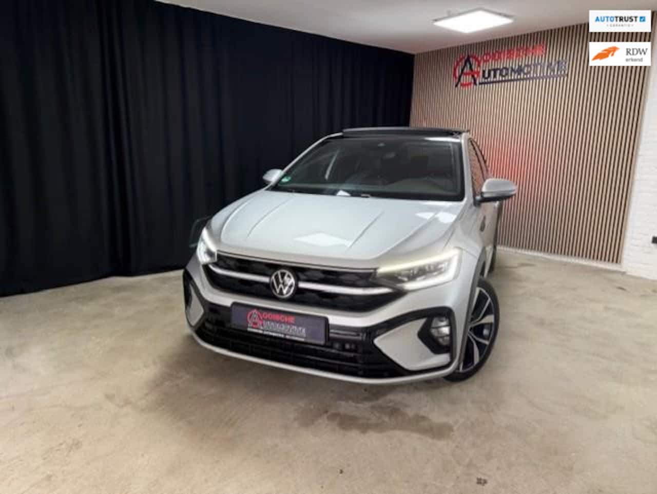 Volkswagen Taigo - 1.5 TSI R-Line/Pano/keyless/Carplay/iQ Light. BEATS. - AutoWereld.nl