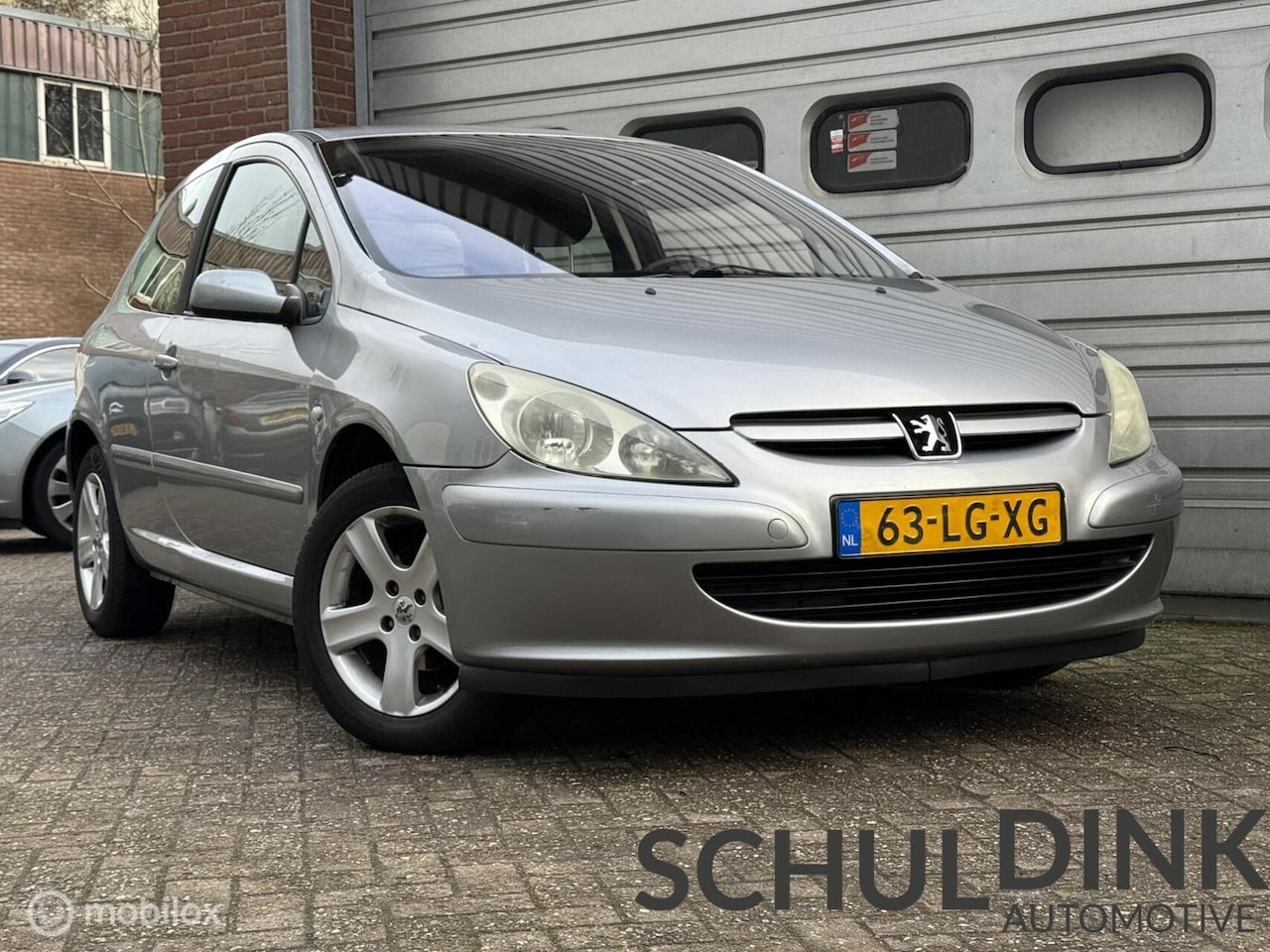 Peugeot 307 - 1.6-16V Gentry CRUISE CONTROLE|AIRCO|CLIMATRONIC - AutoWereld.nl