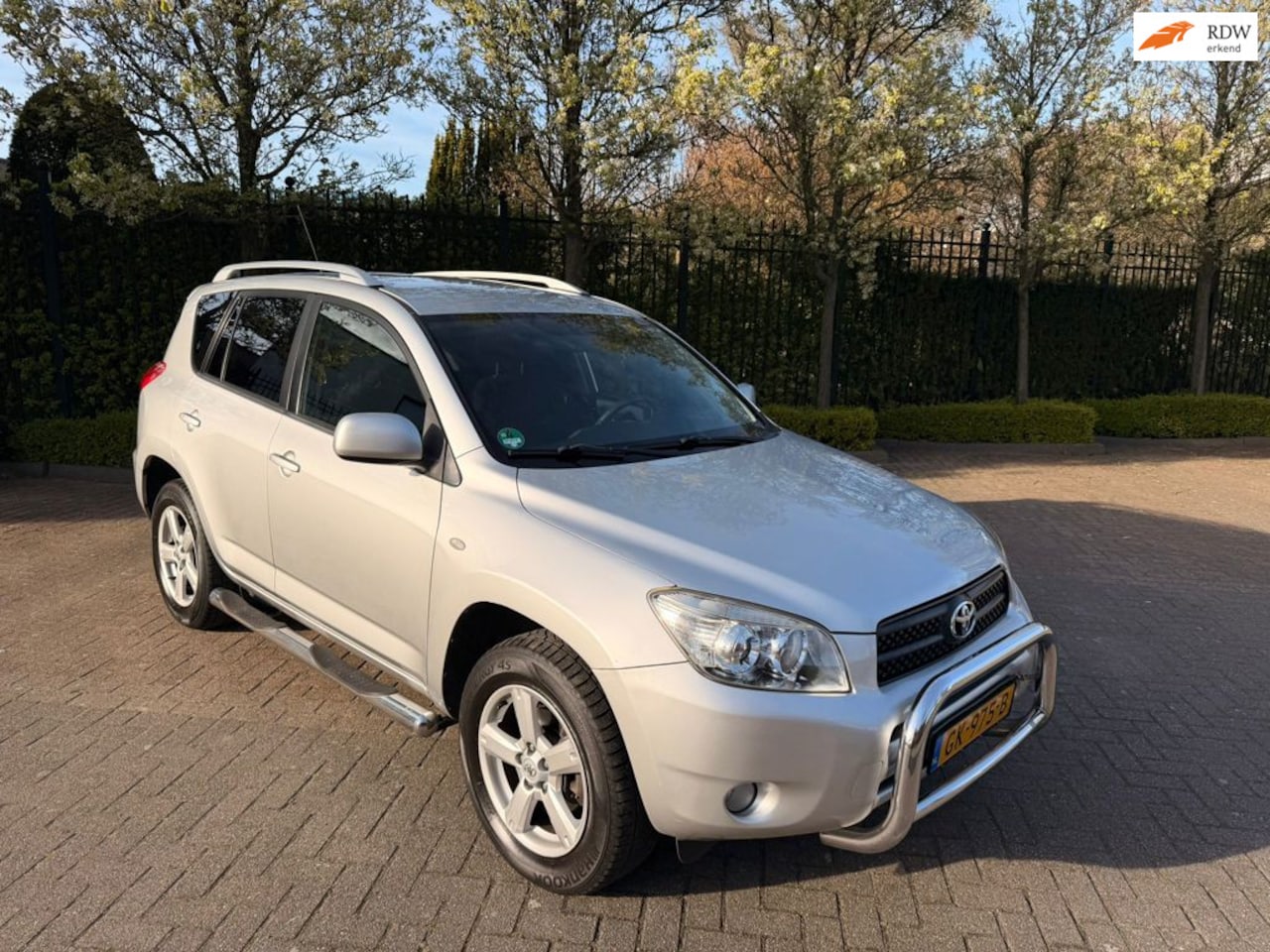 Toyota RAV4 - 2.0 VVTi Linea Sol Automaat 4x4 Trekhaak - AutoWereld.nl
