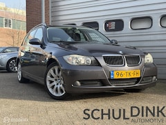 BMW 3-serie Touring - 318i Business Line TREKHAAK|CRUISE CONTROLE