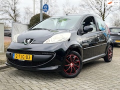 Peugeot 107 - 1.0-12V XR airco 5drs nieuwe apk
