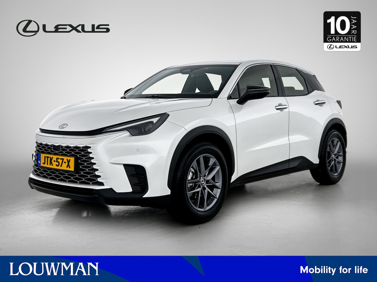 Lexus LBX - Business Line 2WD | Stoel & Stuurverwarming | Parkeersensoren & Camera | Android Auto & Ap - AutoWereld.nl