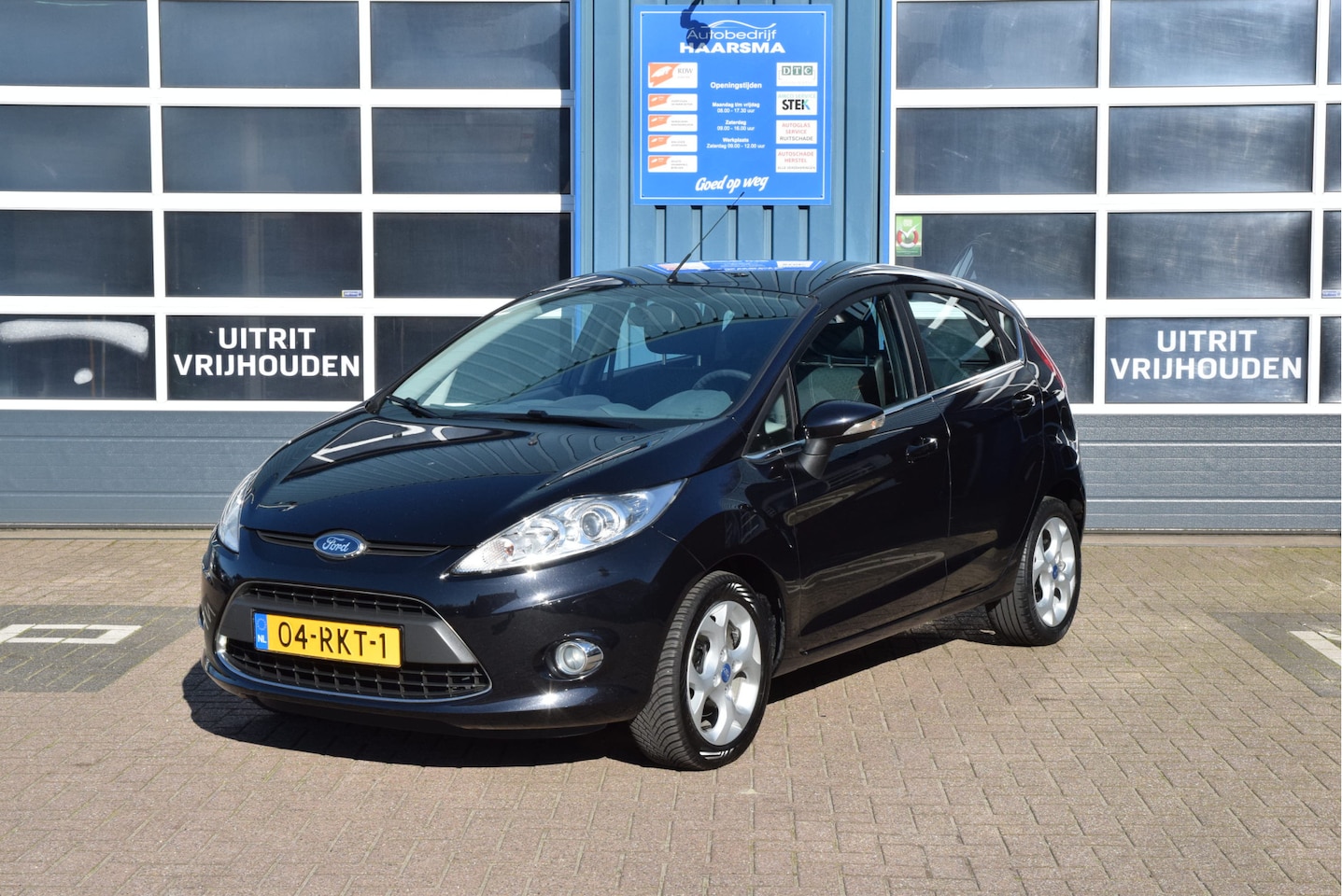Ford Fiesta - 1.4 Titanium - 5 Deurs - Airco - AutoWereld.nl