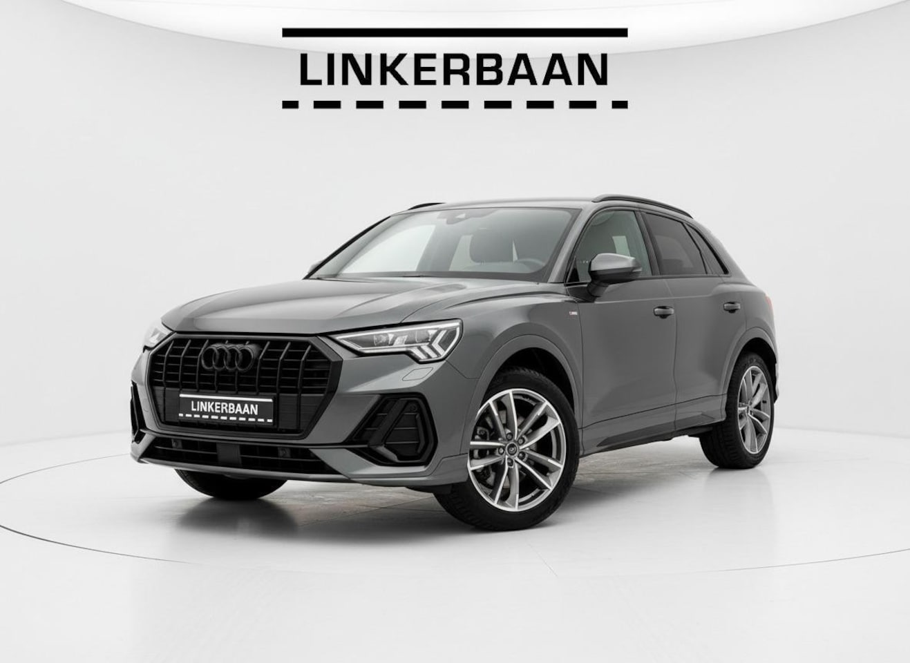 Audi Q3 - 45 TFSI e S edition | SOH 100% | S Line | Pano | Matrix | Sfeerverlichting | Camera | Zwar - AutoWereld.nl