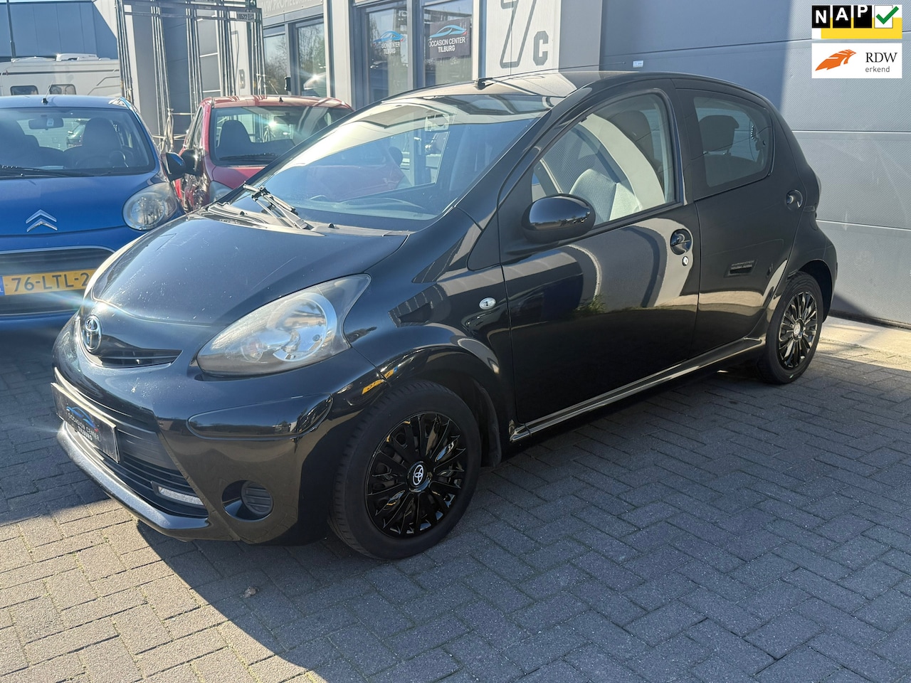 Toyota Aygo - 1.0 AUTOMAAT | AIRCO | ELEKTR PAKKET | NAP | - AutoWereld.nl