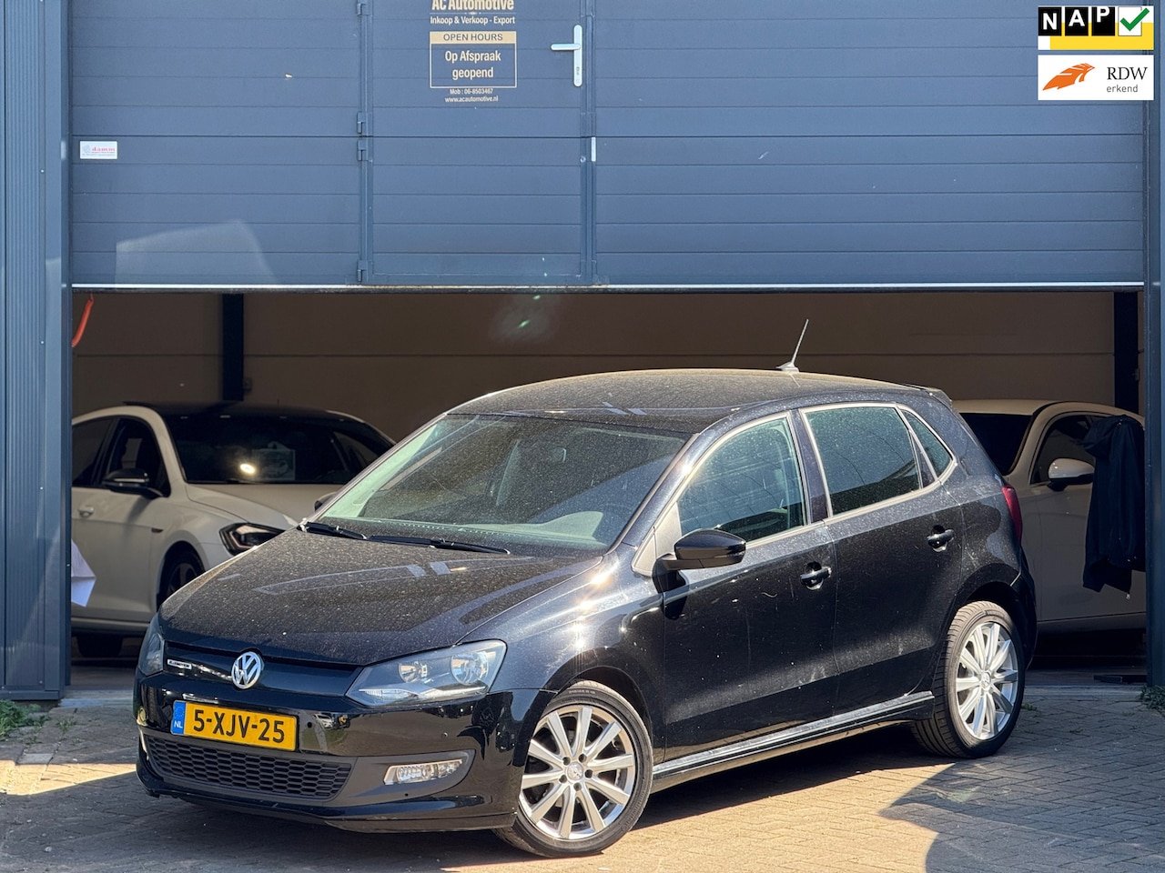 Volkswagen Polo - 1.4 TDI BlueMotion Cruise-control/Navi/Euro6 - AutoWereld.nl