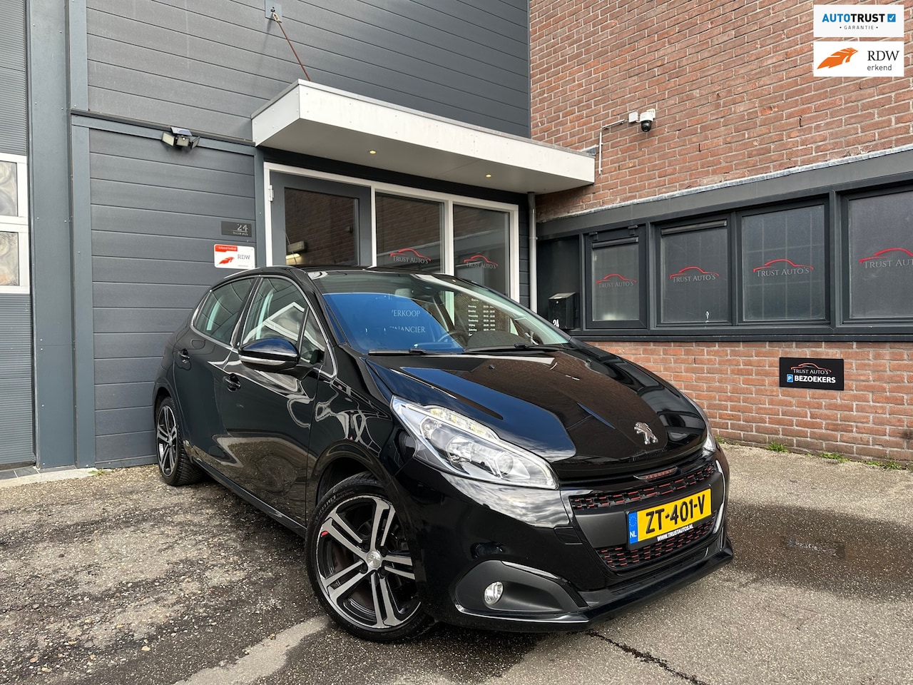Peugeot 208 - 1.2 PureTech GT-line|Pdc|Led|Carplay|Sportstoelen - AutoWereld.nl