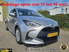Toyota Yaris - 1.5 Hybrid, 1e Eig Camera Carplay NL auto Zondag OPEN
