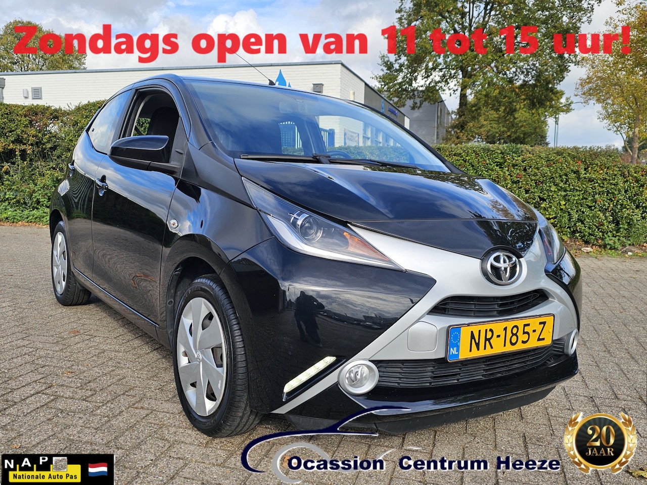 Toyota Aygo - 1.0 VVT-i x-play 1.0 VVT-i x-Play, Camera! Carplay! Apk 4-2027! Zondag OPEN! - AutoWereld.nl